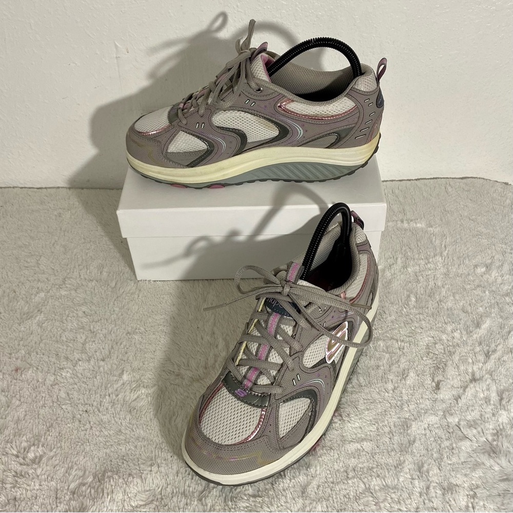 Skechers Gray Pink Shape-Ups Fitness Walking Shoes Women’s Sz 8.5 Rocker Bottoms